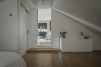 Woodland Loft - Proper Luxury - balcony