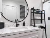 Private studio centrally located - 4-Star