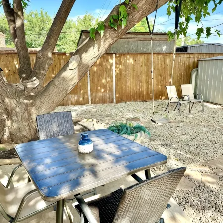 Red Raider House + Hot Tub + Game Room + 4Br Sleeps 18 + Central Lbk