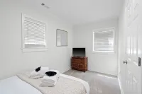 Cozy Downtown Boho Retreat - Sleeps 10! - Bintang 3