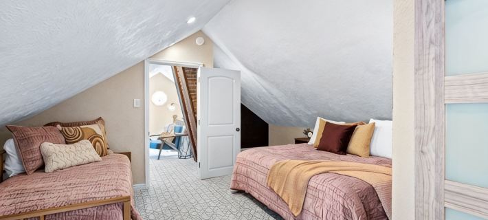 Quiet Historical Home Hotels in Cheyenne