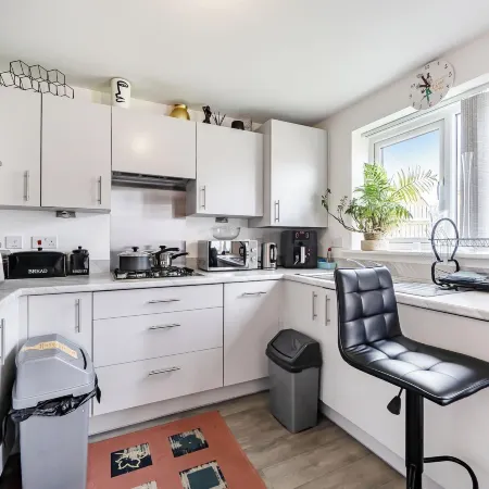 Apartment Sleeps 10 - Pets Parking Ev Charging