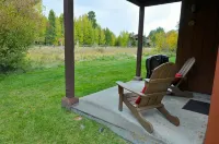 Immaculate Updated Condo, 5 Minutes from Skiing! - Wifi