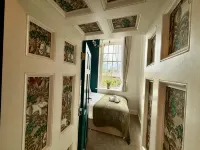 New refurb/2BD/1Bath/Free Parking/Pet Friendly - Hot Tub