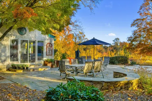 Lux Escape w/ Pool, Hot Tub & Sprawling Great Room - Built for XL Groups! - 5つ星