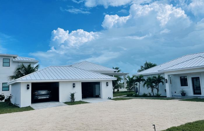 Waterfront 5Br Oasis - 50’ Private Dock - 6-Seater Golf Cart Option