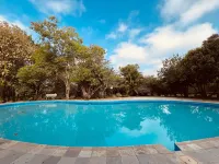 The Hideaway Hosur by Evaddo Stays - Pools