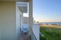 Mythos Suites Hotel - Holiday Apartments