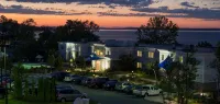 Atlantic Oceanside Hotel & Conference Center - Parking