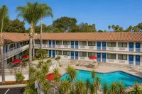 Vagabond Inn Camarillo - Pools