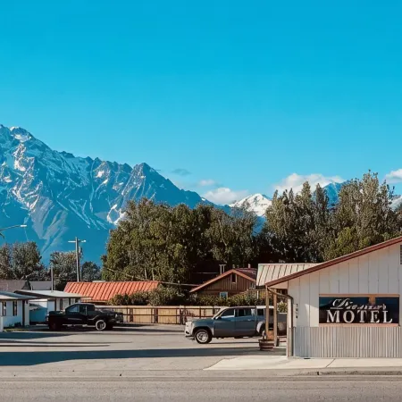 The Pioneer Motel