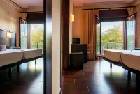 Euba Hotel - 駐車場