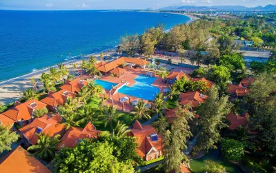 TTC Resort Ninh Thuan - Unlimited Access to Water Park Hotel dekat Quan Am Pagoda
