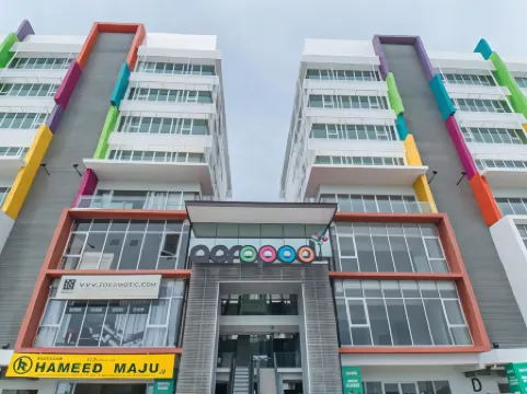 Flypod Hotel Отели рядом с достопримечательностью «Танджунг Ару»