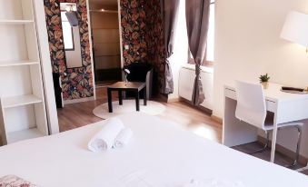 Hotel Renaissance Martigues
