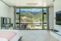 Yeongwol Golden Pine Pension