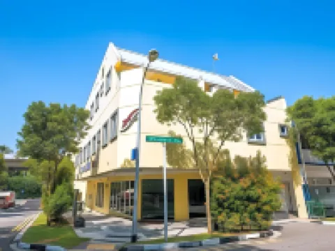 Fragrance Hotel - Viva Hotels near Redhill