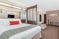 Microtel Inn & Suites by Wyndham Estevan Hotels in Естеван