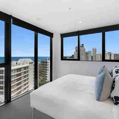 Sandbar Private Apartments - Hosted by Burleigh Letting Company Rooms