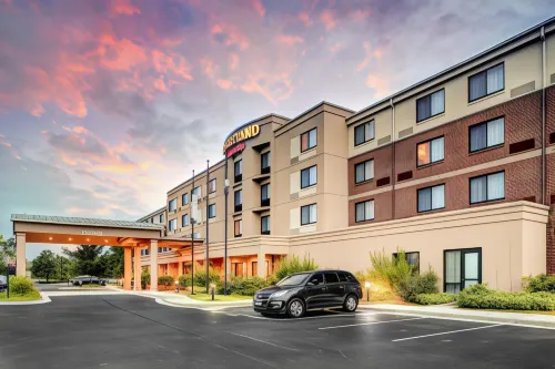 Courtyard Richmond North/Glen Allen Hotels in Glen Allen