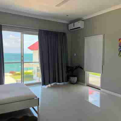 Calamari Beach Villas Rooms