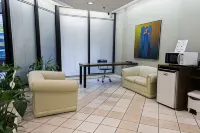 Master Express Alberto Bins - 200 Metros do Hospital Santa Casa Hotels in Porto Alegre