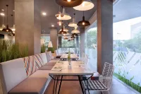 Hotel Neo Palma Palangkaraya by Aston - breakfast