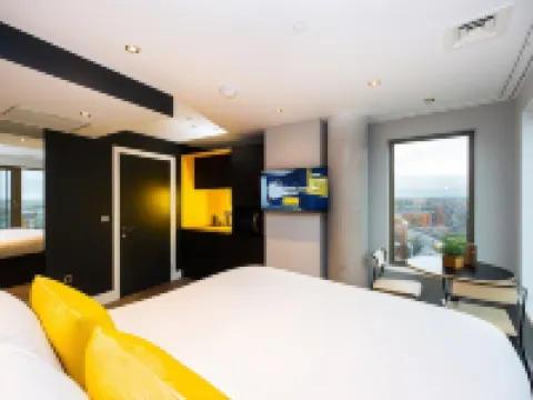 Staycity Aparthotels Dublin Castle Hotels near Guinness Storehouse