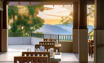 Celestial Hills - Villas & Suites by the Clarks