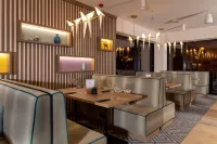 Hampton by Hilton Bialystok Hotels in Ксенжино