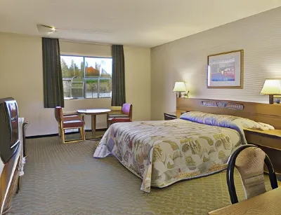 Travelodge by Wyndham Turlock Hotels in Turlock