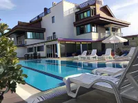 Oyster Boutique Hotel فنادق في Colakli