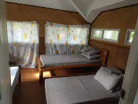 Villa Celine Laguna Hotels in Calauan