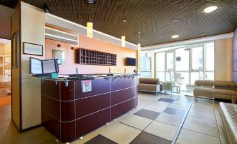 Pioneer Luxe Hotel