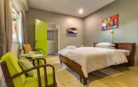 Jeng Tini Guest House