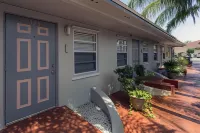 Richard's Motel Extended Stay Hotel di Hallandale Beach