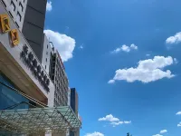 西安天域グローリアホテル（建築科学技術大学李家村地下鉄駅） 西安市第七十一中学周辺のホテル