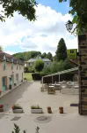 Logis Hotel Auberge de l'Allagnonette - bar