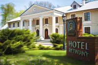 Hotel Rytwiany Pałac  호텔