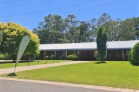 Greenways Holiday Units