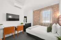 Grand Hotel and Studios Hotel di Wyong