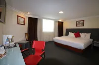 Best Western Plus Gran Marques Hotels in Метепек