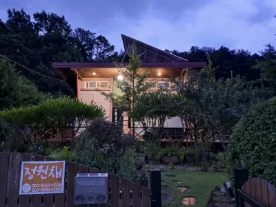 Private Pension Jeongwonchae Hotels in Wanju