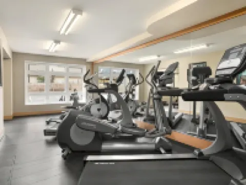 キャンモア イン & スイーツ キャンモアのホテル