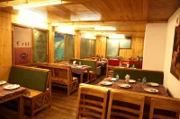 Hotel Hamers International Hotels in Масурі