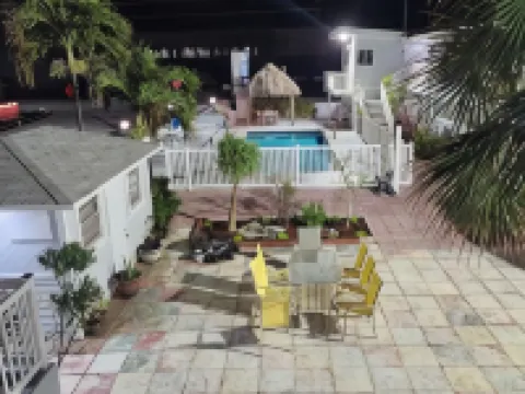 ザ パームズ オン オーシャン ポンパノビーチのホテル