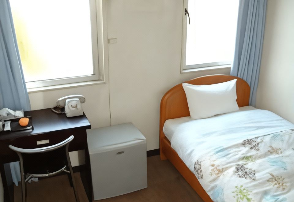 1. Cabin Ku..