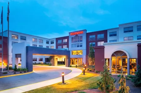 Sheraton Hartford South Hotel Отели в г. Кромвель