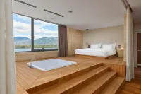 Monte Palm Beach Hotels near Tivat Solila