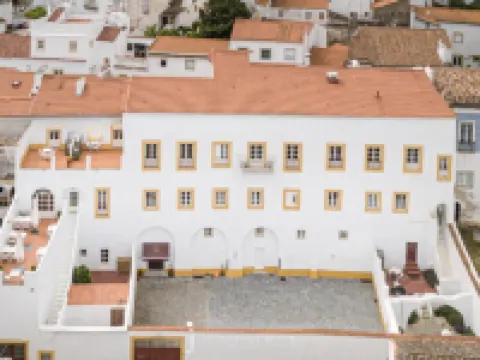 Noble House Essence Évora - by Unlock Hotels โรงแรมในแอวูรา